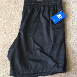 ⭐️Final price drop ⭐️ NWT Starter men’s 🏀 shorts
